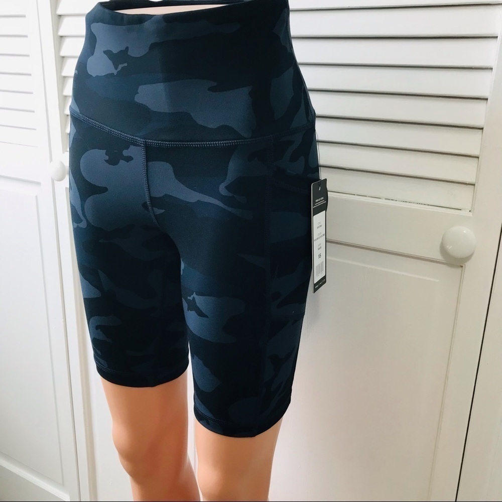 YOGALICIOUS LUX High Waist Running Biker Shorts Size XS - Picture 3 of 10